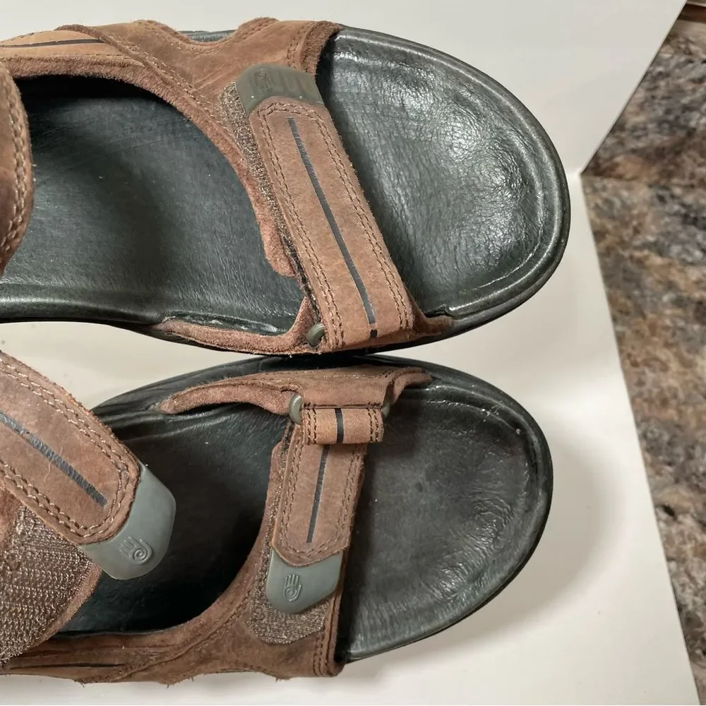 Teva Brown Velcro Outdoor Athletic Sandals
